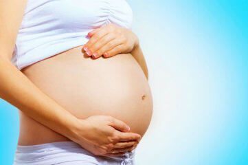Retención de líquido en la mujer embarazada. Por qué y cómo aliviarlo.